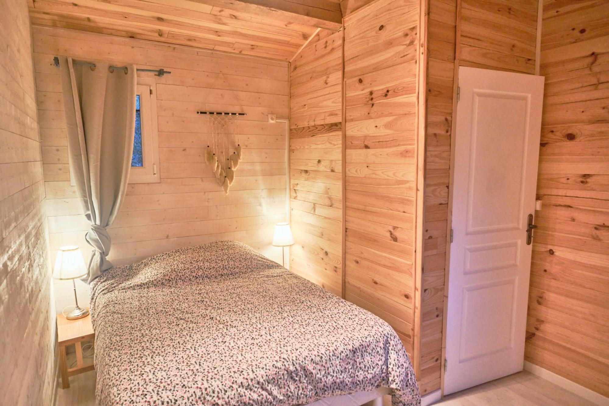 Cabane Au Milieu Des Pins - Domaine Temali Labouheyre Εξωτερικό φωτογραφία